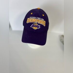 Vintage 
Los Angeles 
Lakers Vintage Hat
Embroidered
